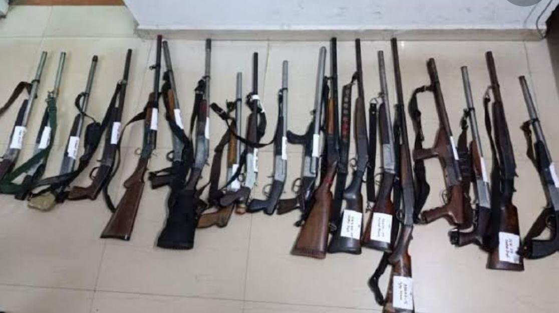 guns