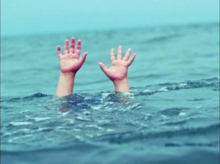 drown