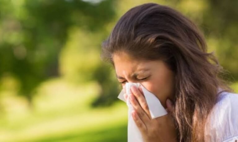 sneeze