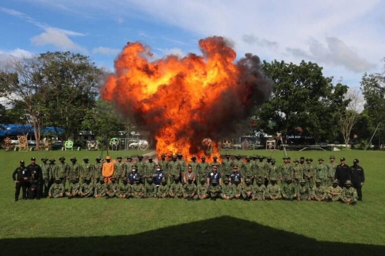 bomb2