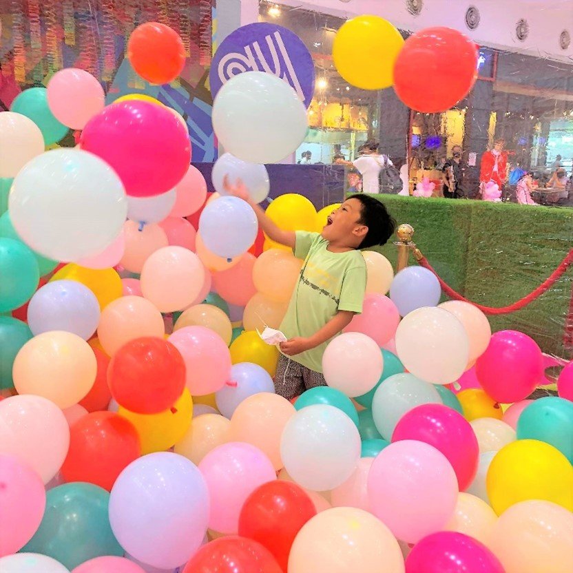 balloons