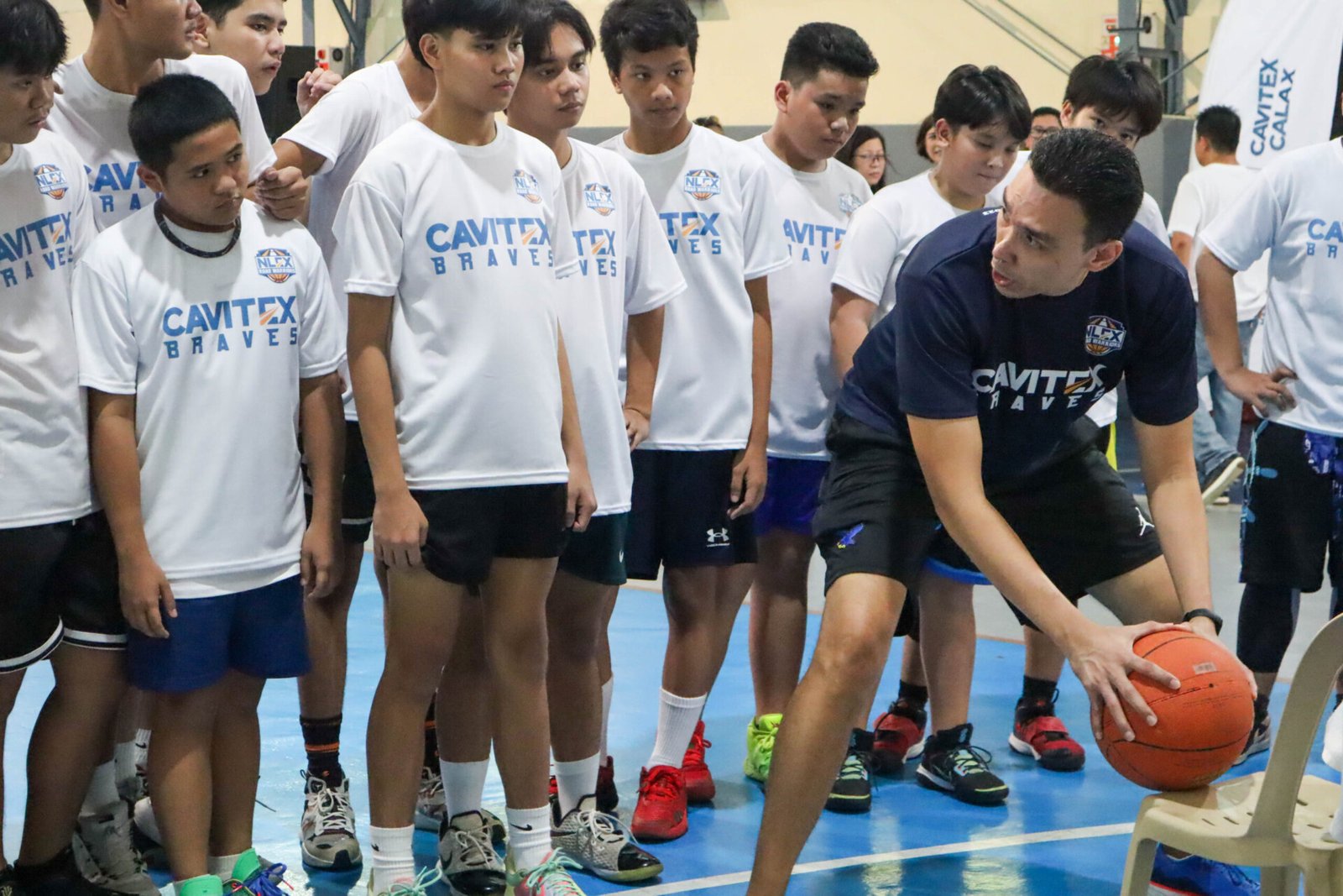 BBALLCLINIC-COACH FORD ARAO-2