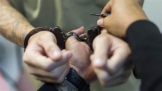 arrest2