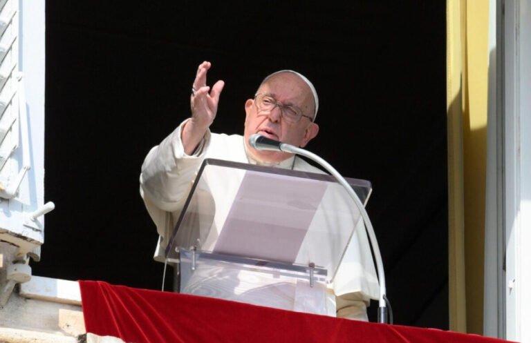 20241027-PopeFrancis-Angelus-VaticanMedia-01