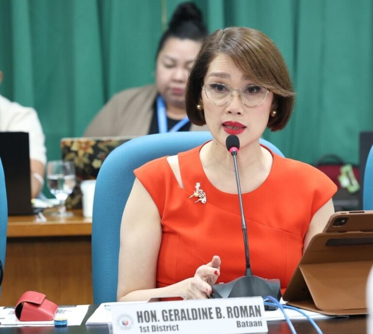 Geraldine Roman